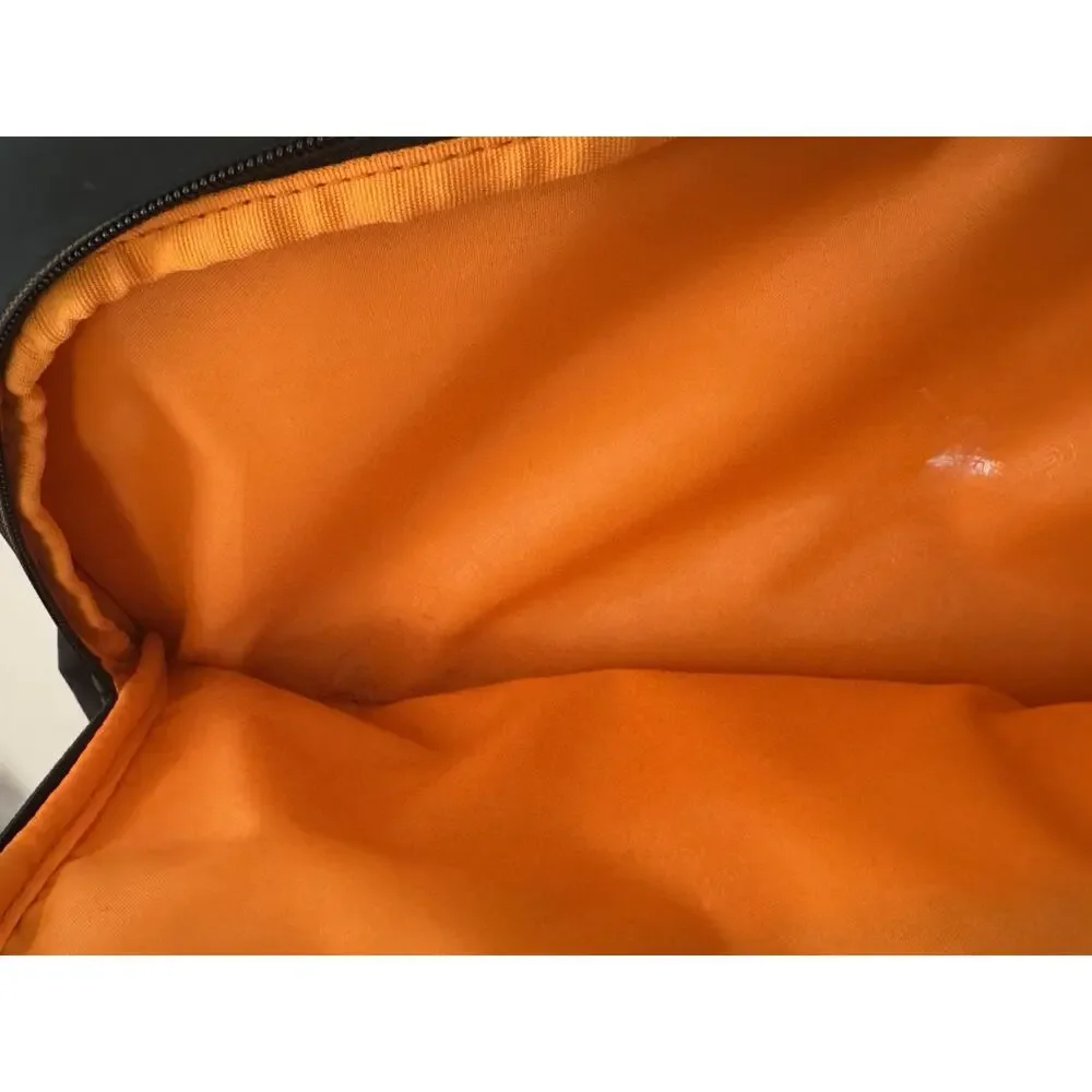 Reinhart orange black